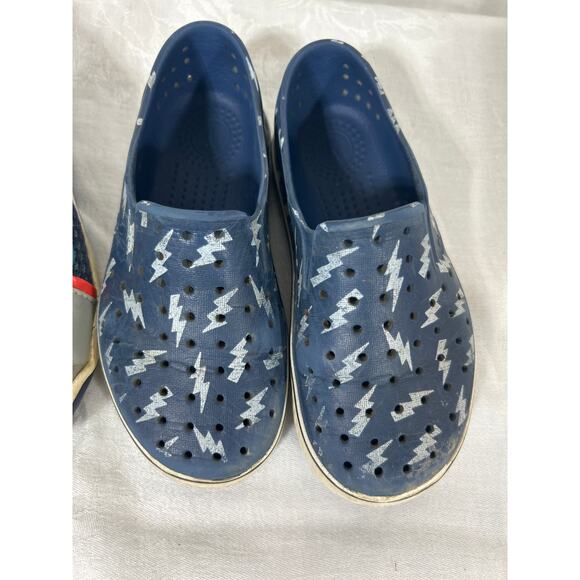 Plae Shoes and Native Shoes Play Lot US 12 EU 29 - Picture 3 of 11